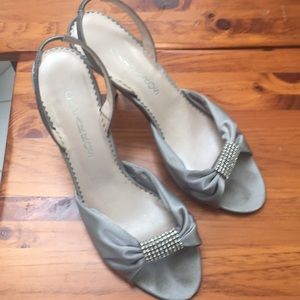 Dressy shoes